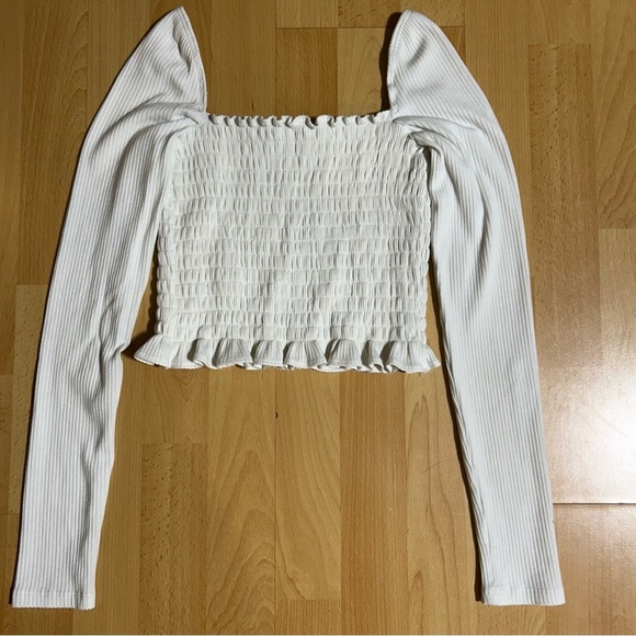 Reformation White Smocked Long Sleeve Crop Top Medium - Picture 4 of 6
